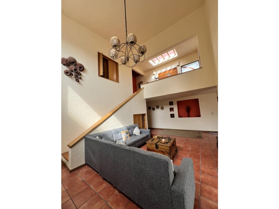 CASA EN EXCELENTE ESTADO DE CONSERVACION — foto 2