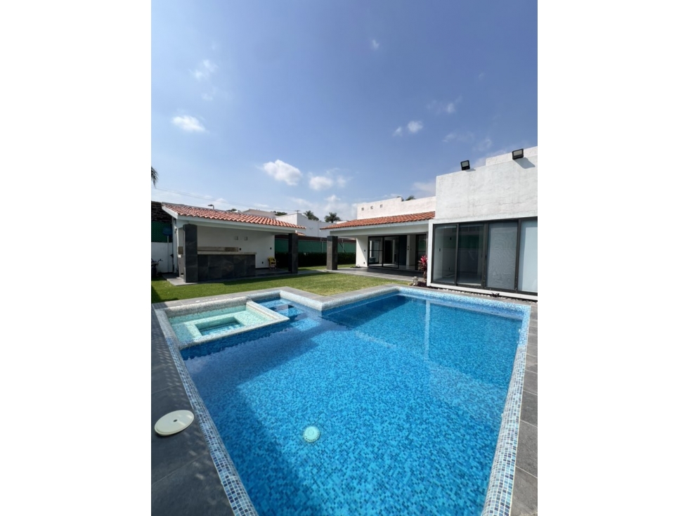 CASA CON ALBERCA EN UN NIVEL - 1