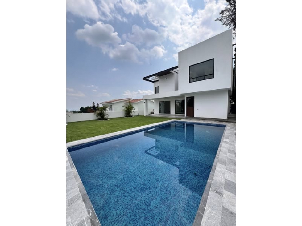 ESTRENA CASA