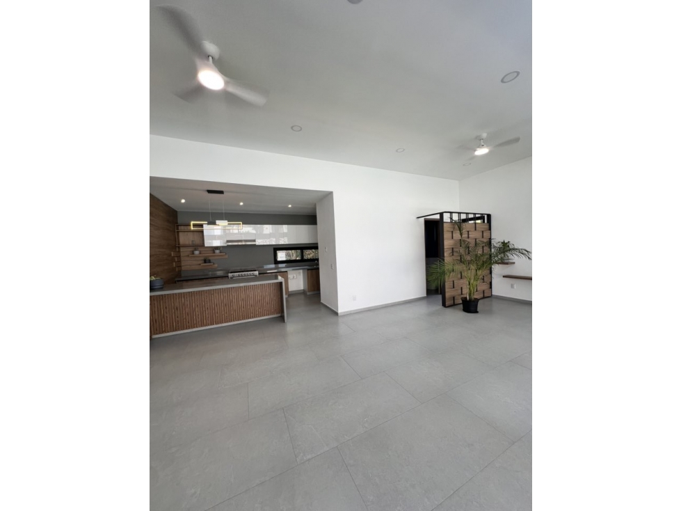 CASA EN UN NIVEL LISTA PARA ESTRENAR - 2
