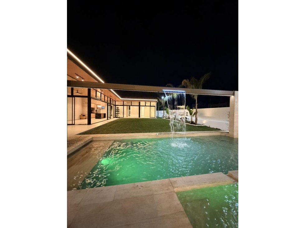 RESIDENCIA EN UNA PLANTA