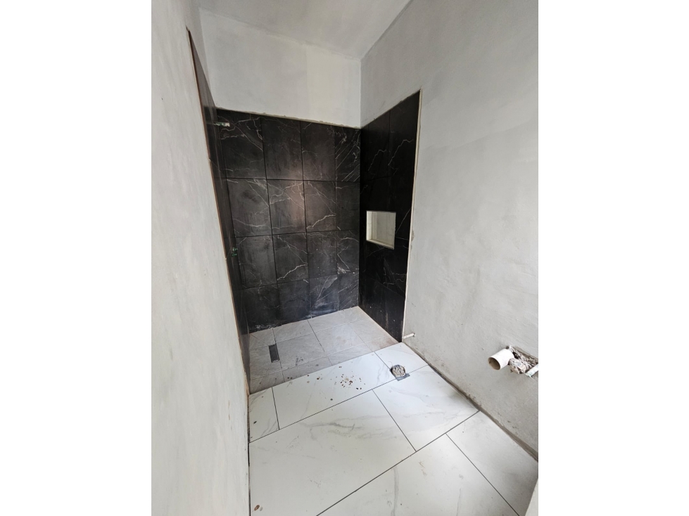 CASA NUEVA CON ALBERCA DE 8X4 - 2