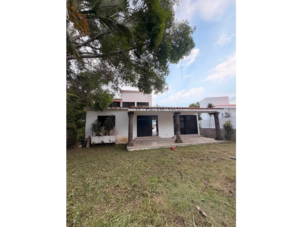 CASA EN LOMAS DE COCOYOC
