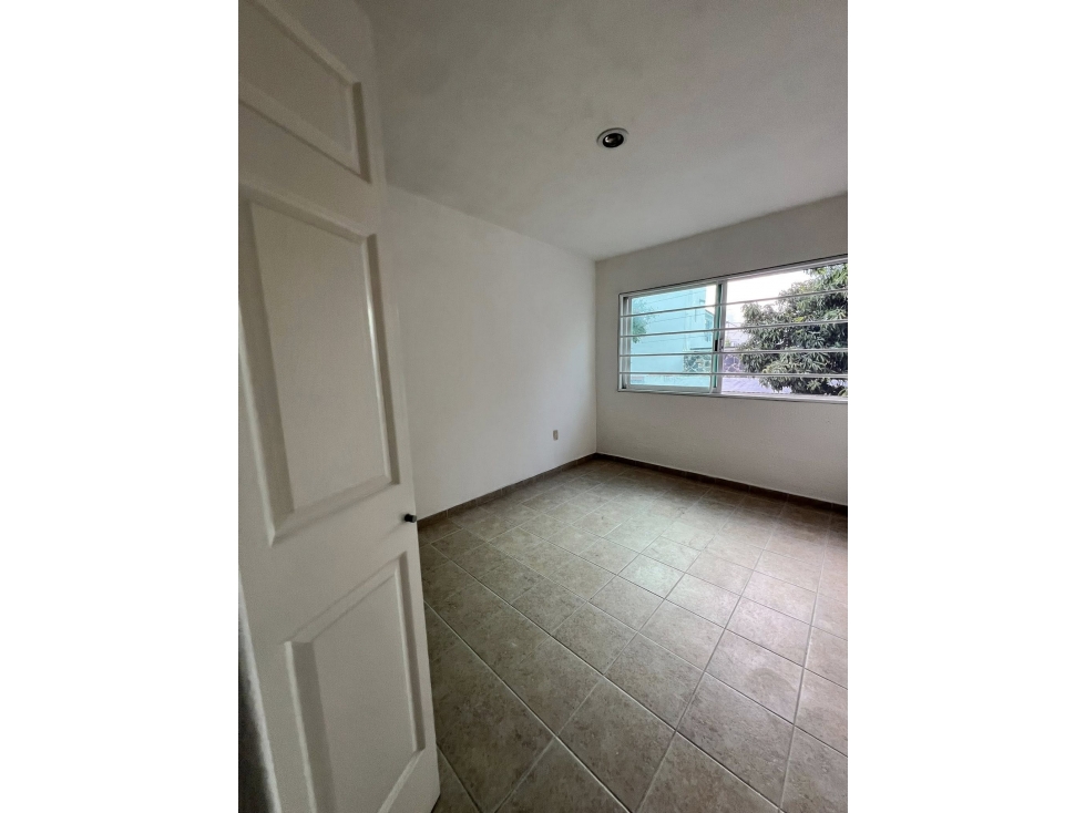 CASA EN CONJUNTO RESIDENCIAL - 2
