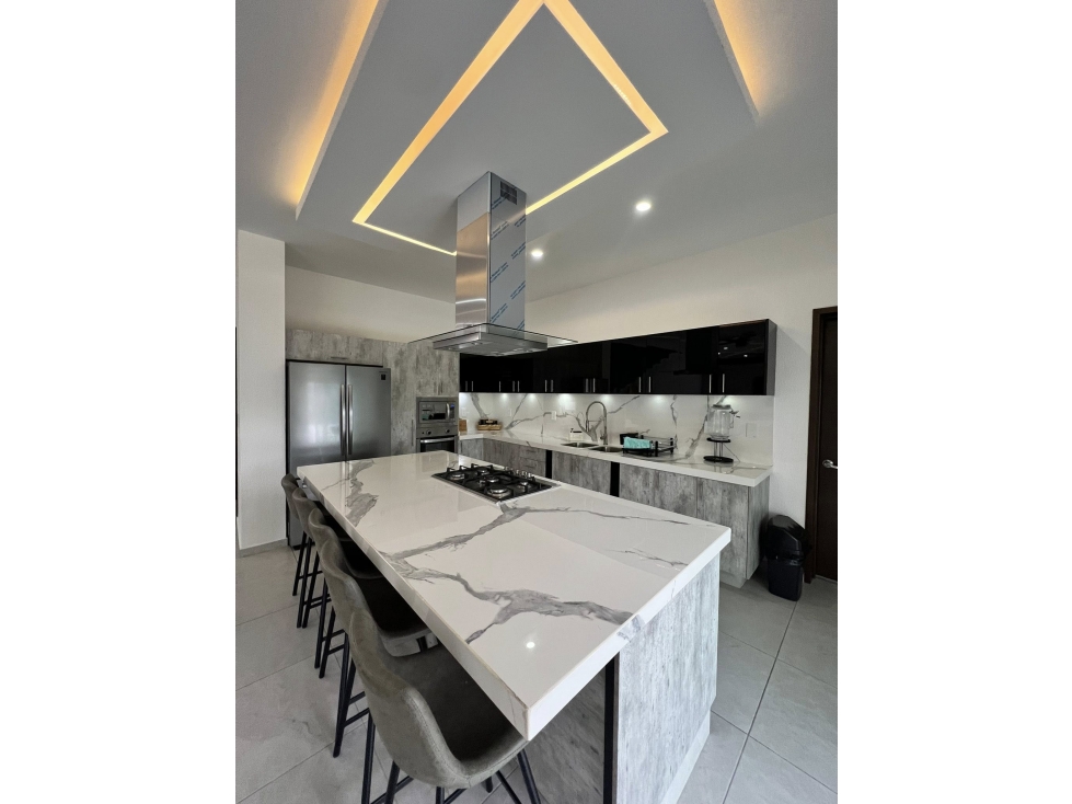 RESIDENCIA EN VENTA — foto 3
