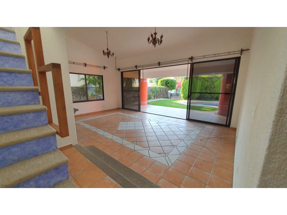 CASA EN RENTA POR AÑO A UNOS MINUTOS DEL CC — foto 2