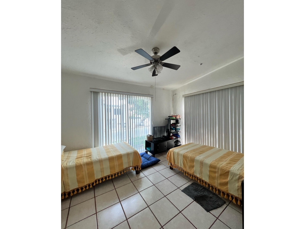 Casa de un nivel ubicada en lomas de cocoyoc — foto 3