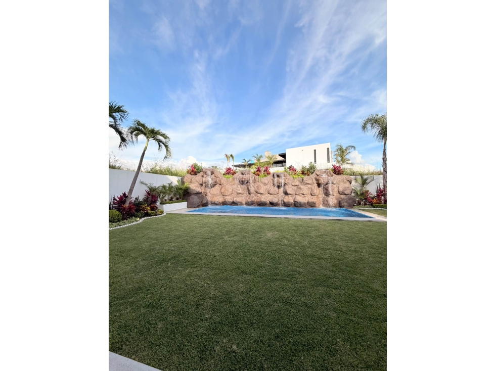 RESIDENCIA EN LOMAS DE COCOYOC — foto 4