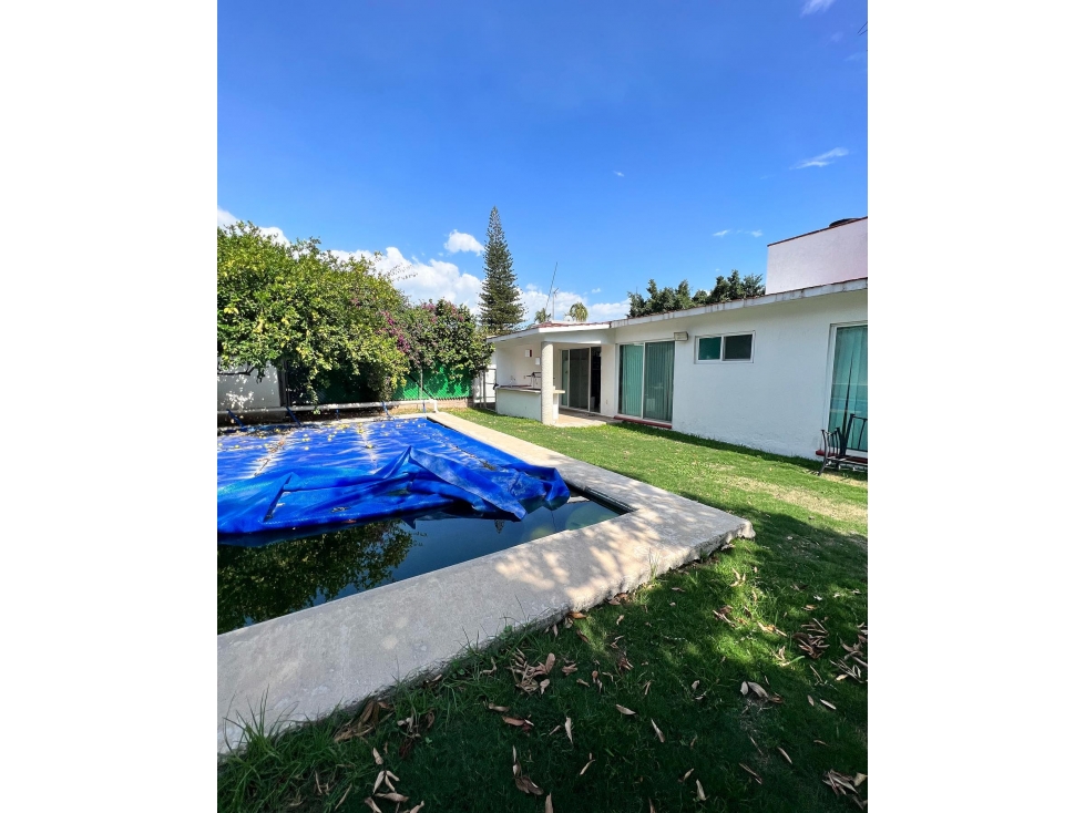 Casa de un nivel ubicada en lomas de cocoyoc — foto 5