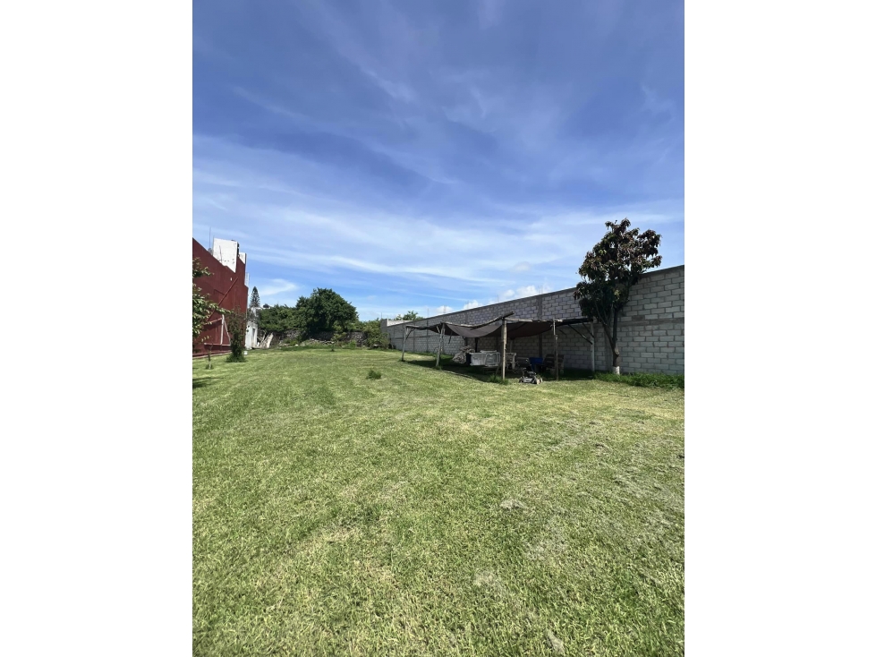 TERRENO EN VENTA - 4