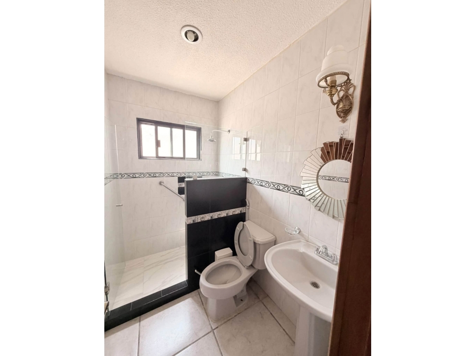CASA EN RENTA ANUAL — foto 4