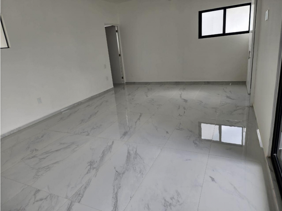 CASA EN VENTA EN SECCION VOLCANES - 2