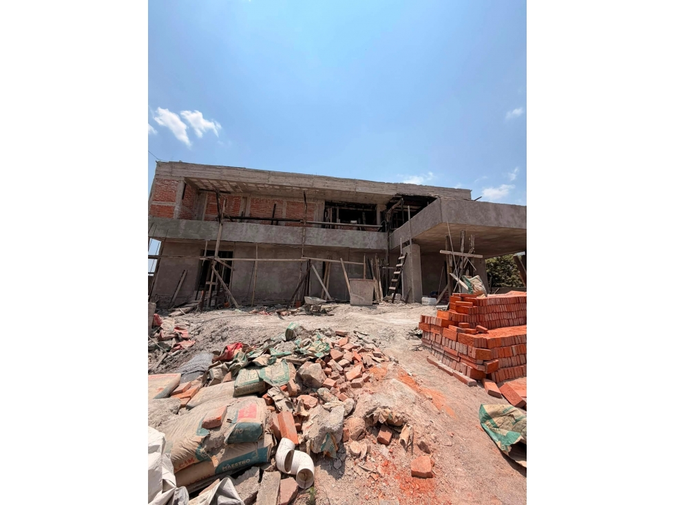 RESIDENCIA DE LUJO EN RENTA ANUAL O VENTA