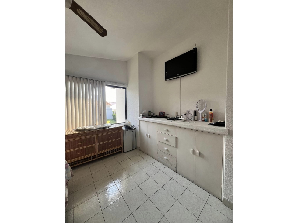 Renta de hermosa casa totalmente privada - 6