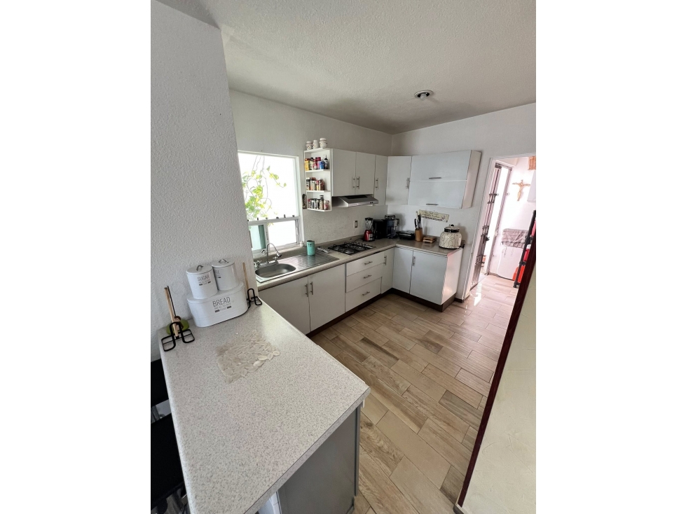 CASA EN VENTA CON ALBERCA - 5