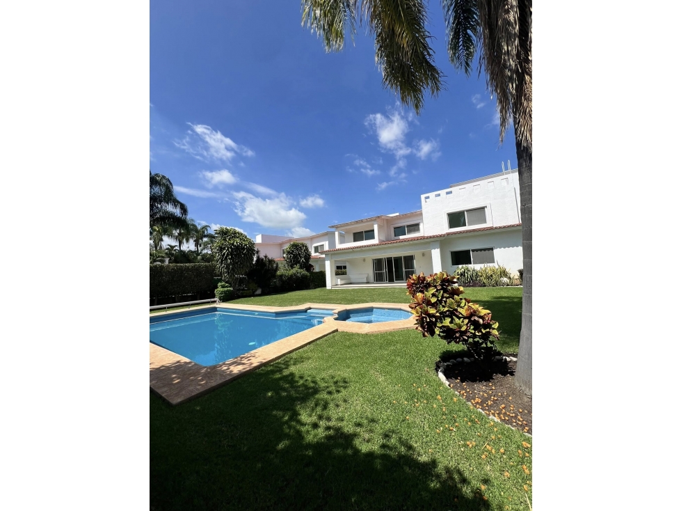 RESIDENCIA EN VENTA CON AREA DE DONACION