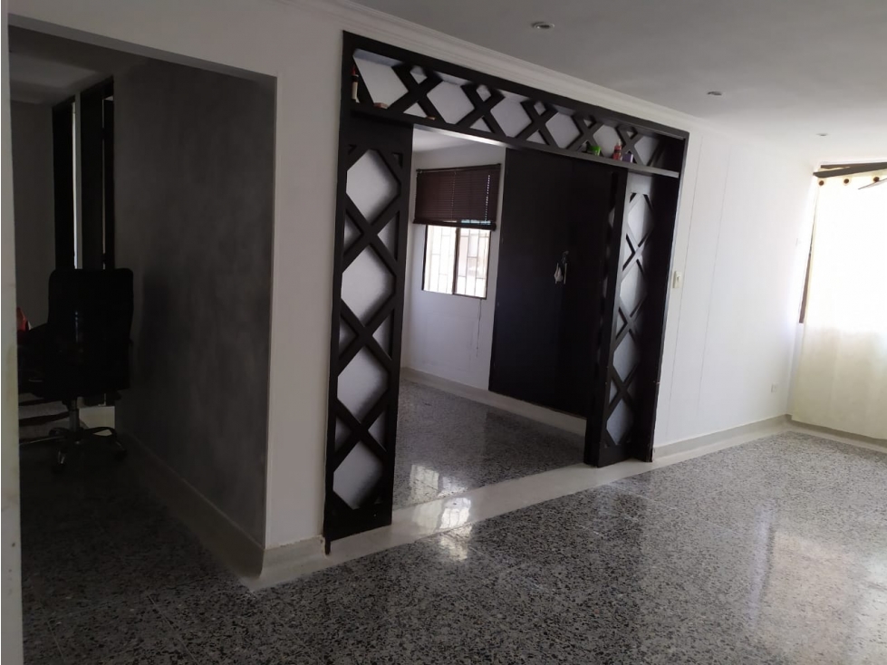 SE VENDE A APARTAMENTO - BARRIO RIOMAR