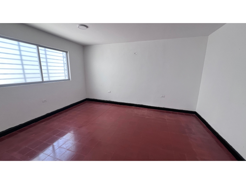 SE ARRIENDA CASA COMERCIAL EN EL PRADO — foto 5