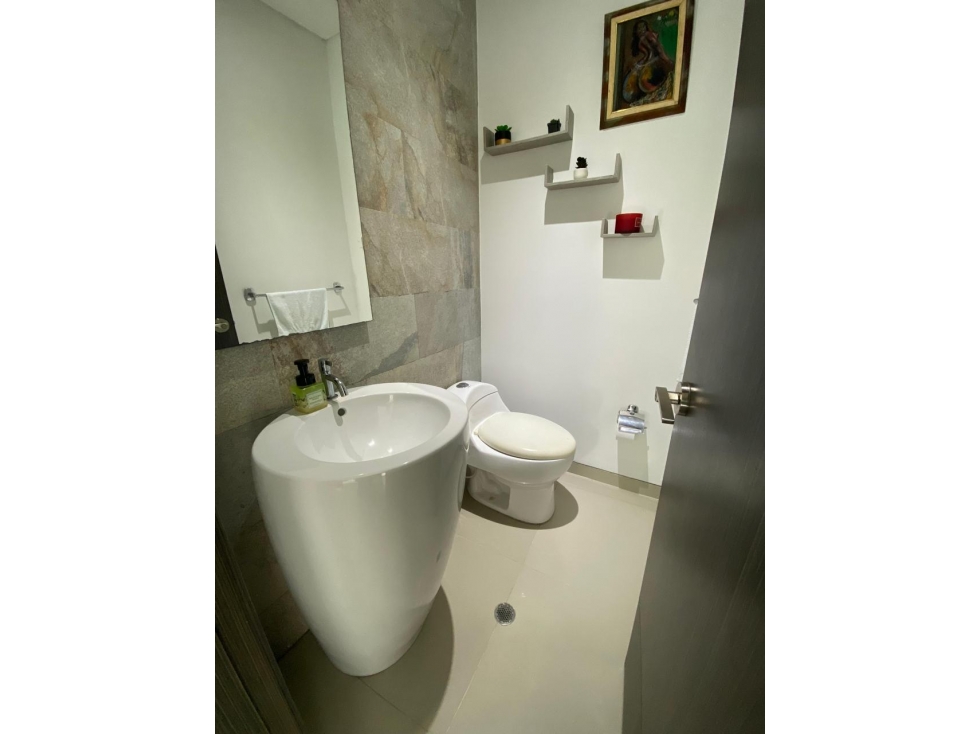SE VENDE APARTAMENTO CON EXCELENTE UBICACION AL NORTE DE LA CIUDAD — foto 6