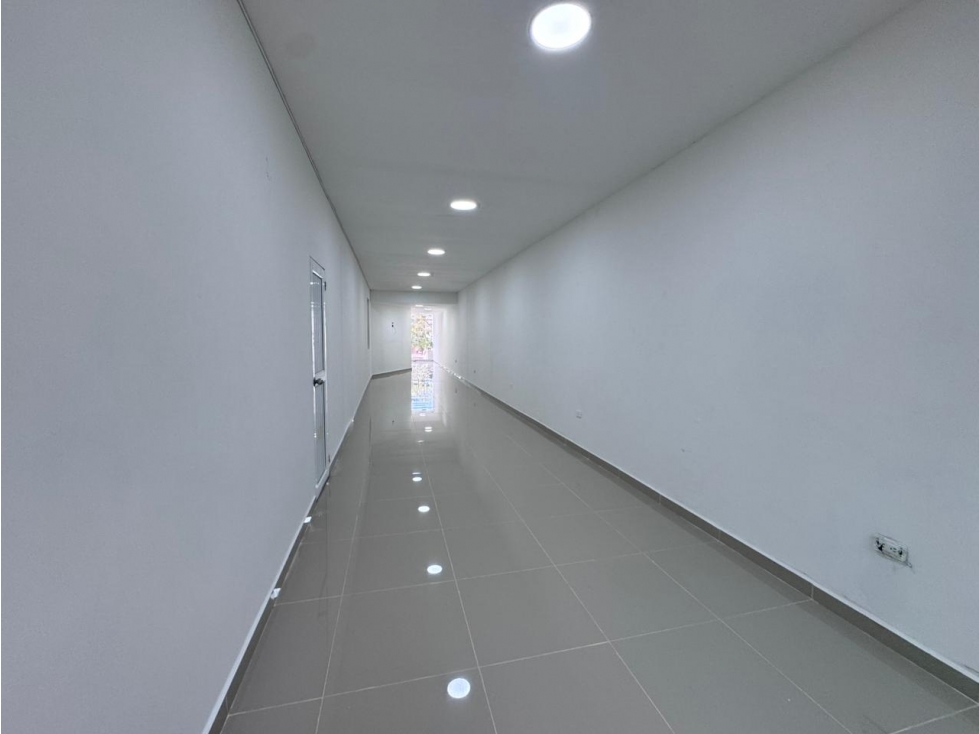 SE ARRIENDA LOCAL COMERCIAL SERVICIOS INCLUIDOS BARRANQUILLA