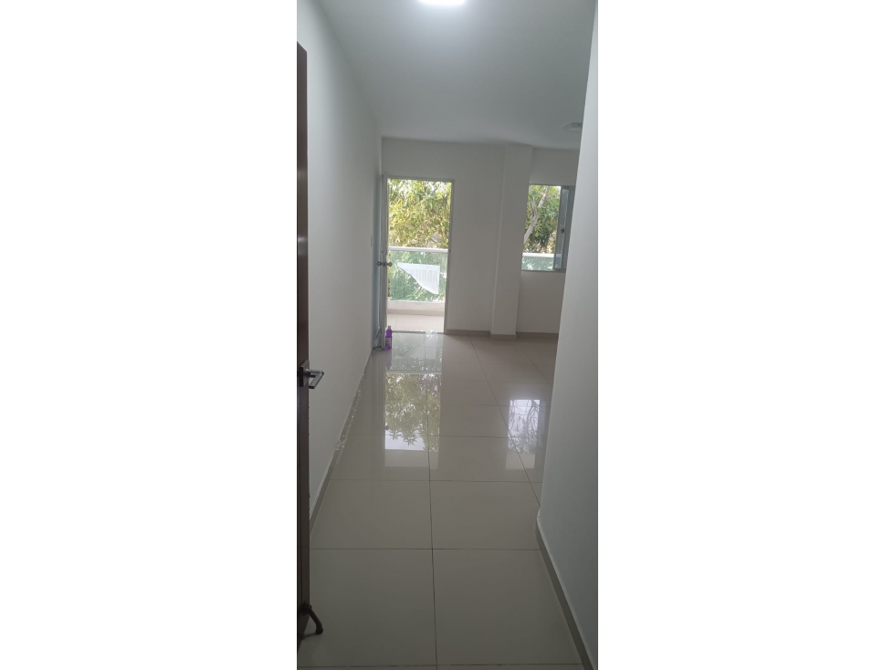 SE ARRIENDA HERMOSOS APARTAMENTO EN BARRIO RECREO — foto 2