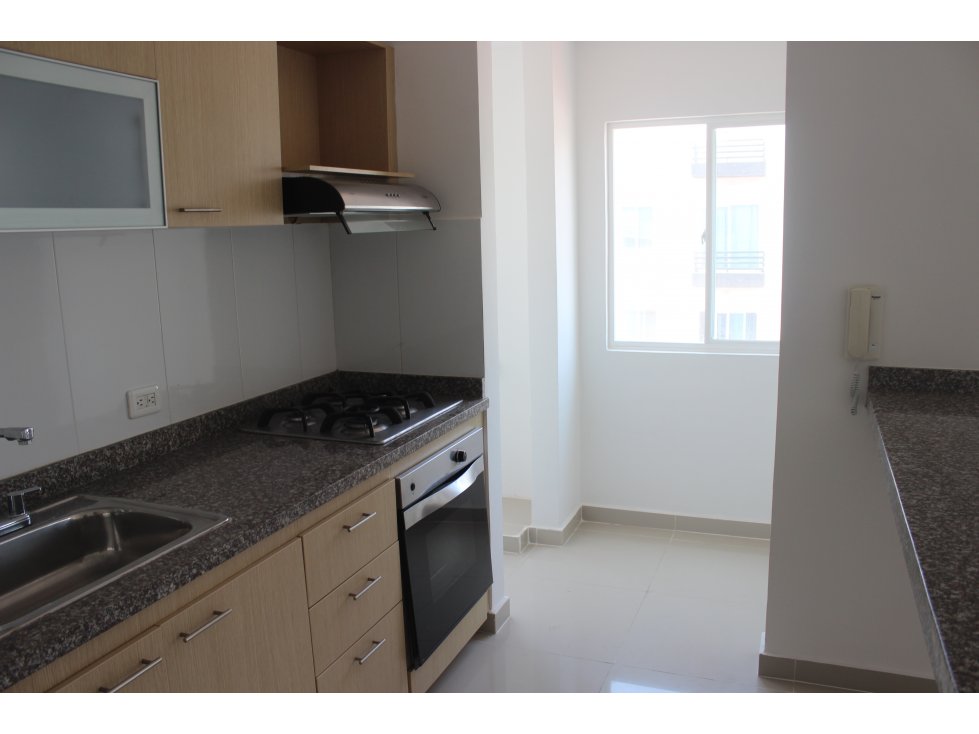 SE VENDE O ARRIENDA APARTAMENTO EN ALTAMIRA — foto 6