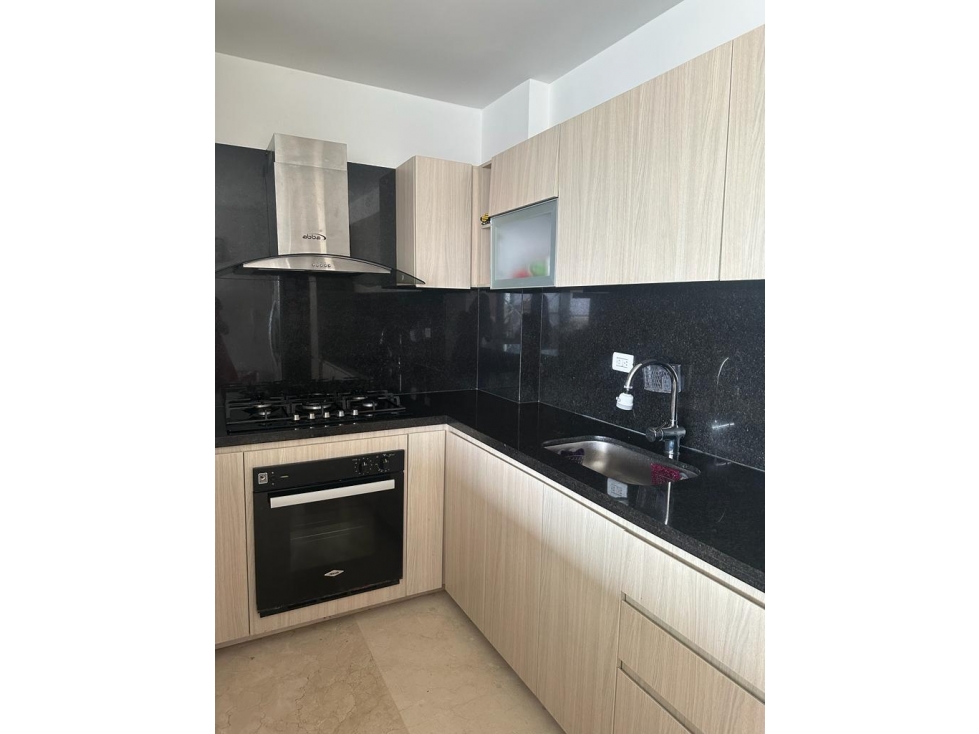 SE VENDE APARTAMENTO DE OPORTUNIDAD BARRIO EL POBLADO — foto 5