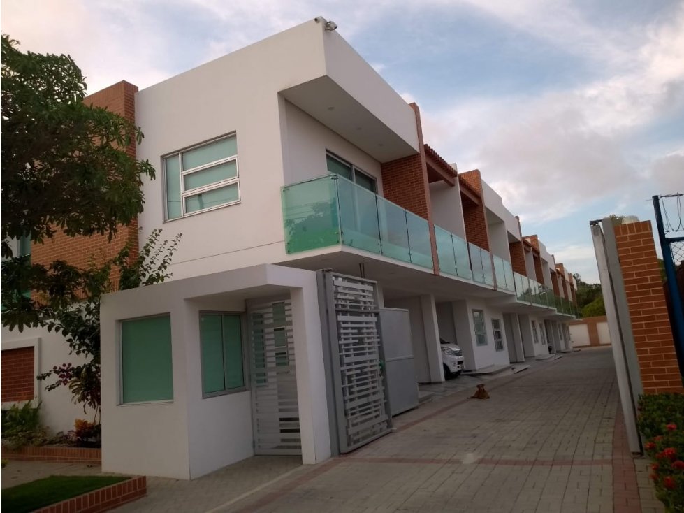 SE VENDE O ARRIENDA CASA EN PUERTO COLOMBIA - 2