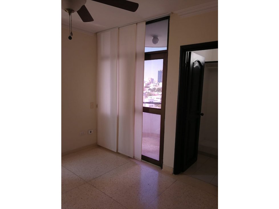 SE VENDE APTO EN ALTO PRADO — foto 6