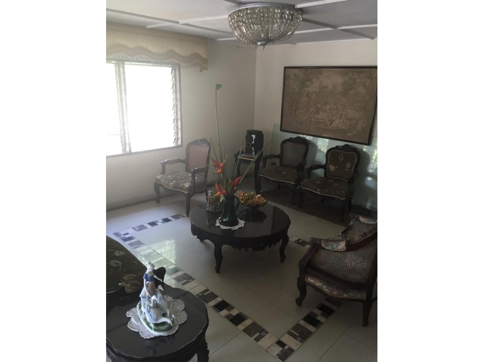 SE VENDE AMPLIA CASA EN LA CAMPIÑA — foto 4