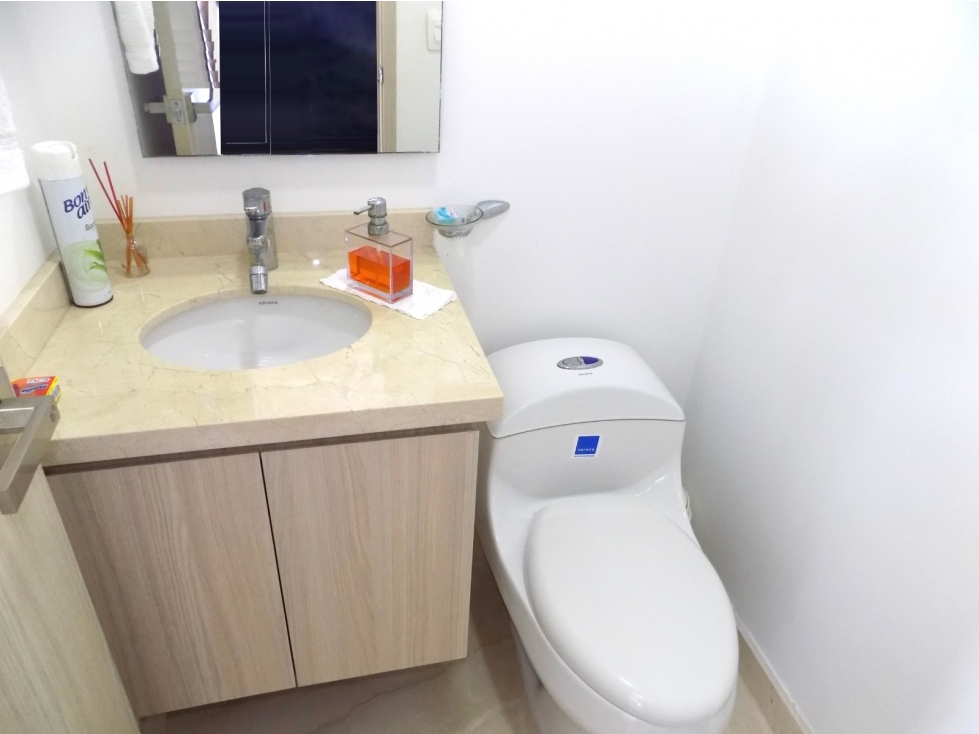 SE VENDE APARTAMENTO DE OPORTUNIDAD BARRIO EL POBLADO — foto 6