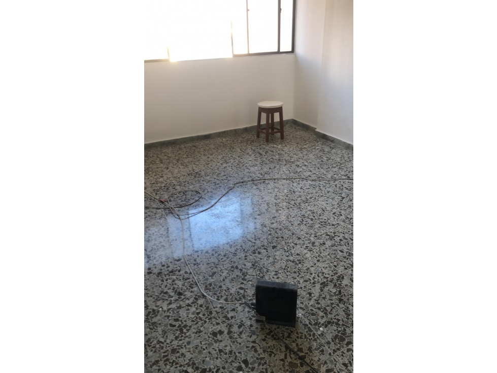 SE VENDE APARTAMENTO EN ALTO PRADO — foto 4