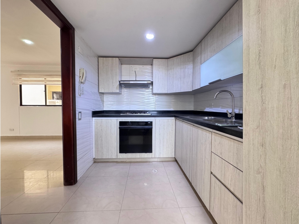 SE ARRIENDA APARTAMENTO EN RIOMAR BARRANQUILLA CERCA A BUENAVISTA — foto 3