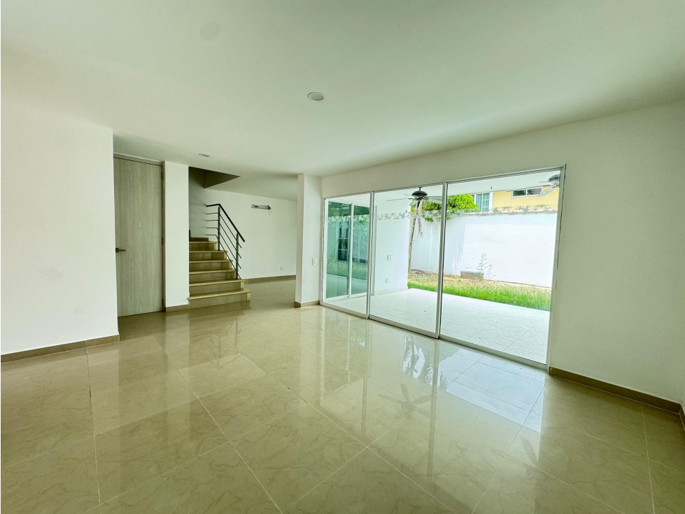 SE VENDE ESPECTACULAR CASA EN ZONA DE LA CASTELLANA BARRANQUILLA — foto 3