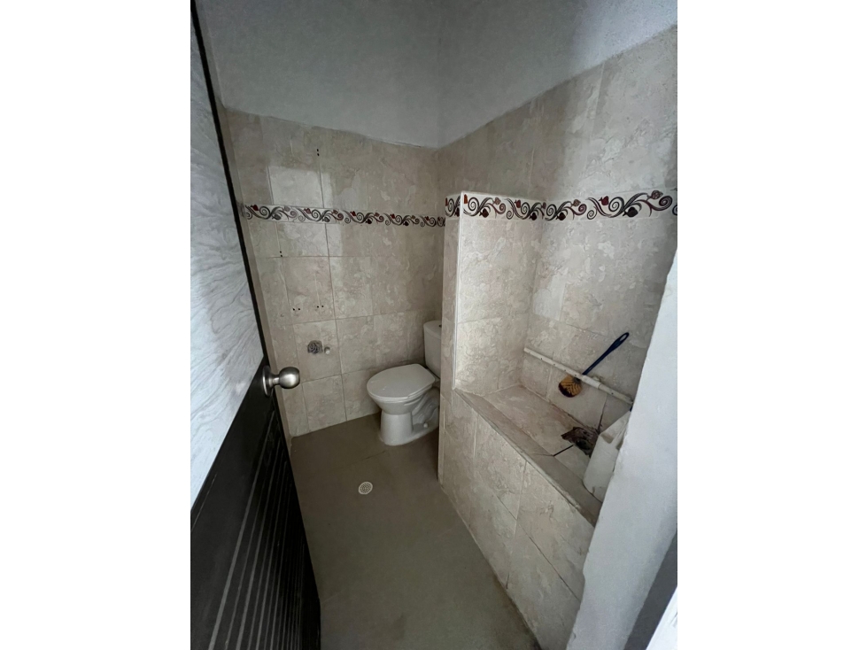 SE ARRIENDA CASA COMERCIAL — foto 6
