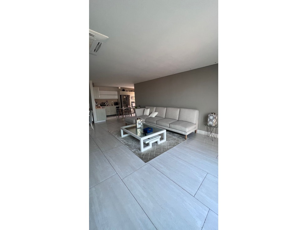 SE VENDE LUJOSO APARTAMENTO DUPLEX