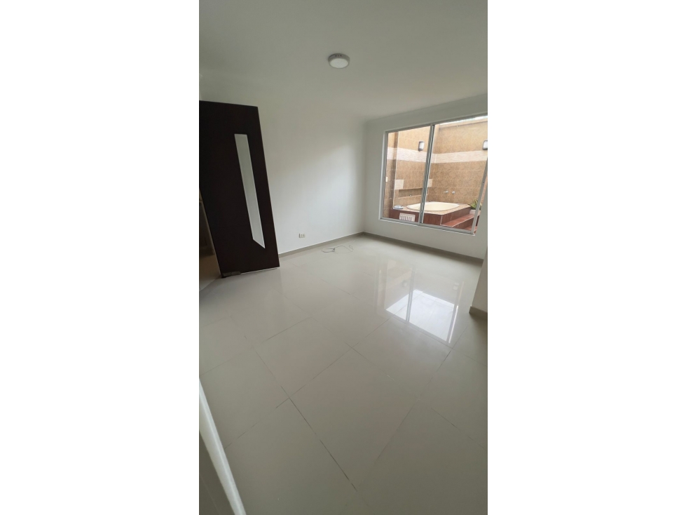 SE ARRIENDA CASA EN LA CASTELLANA BARRANQUILLA — foto 2
