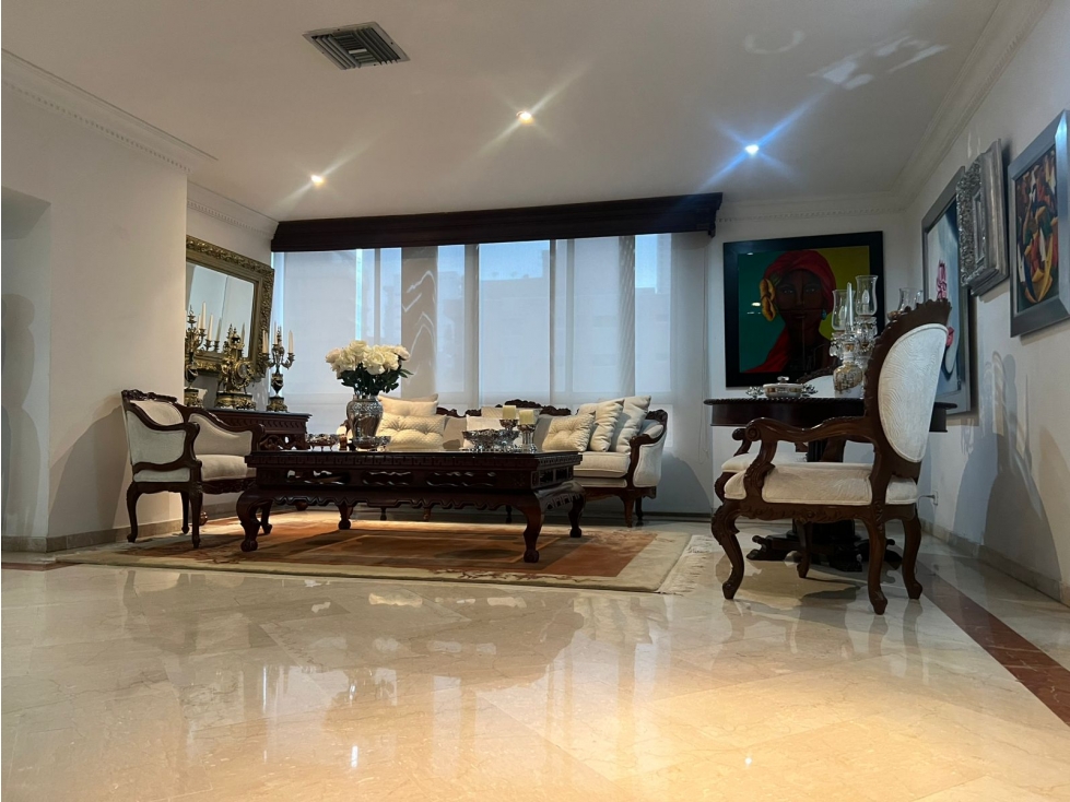 SE VENDE APARTAMENTO EN ZONA EXCLUSIVA DE LA CIUDAD