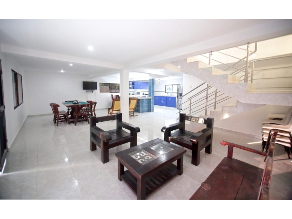 EN VENTA - HERMOSA CASA CAMPESTRE EN PLAYA MENDOZA - 3