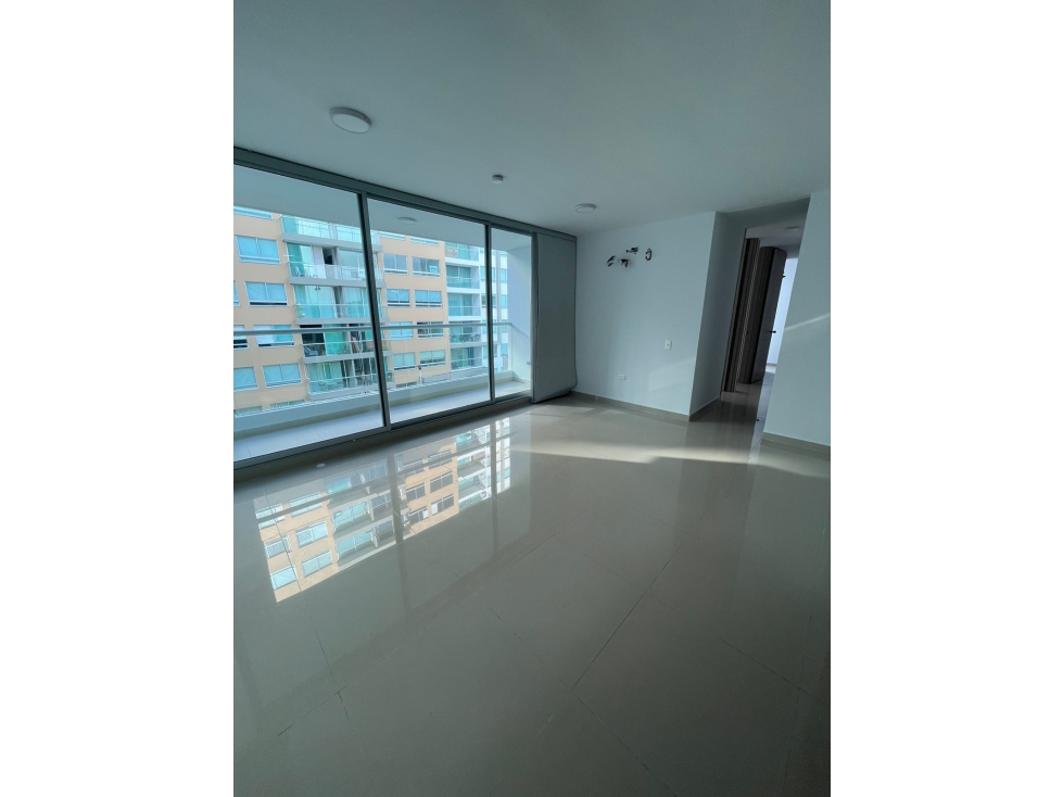 SE VENDE ELEGANTE APARTAMENTO EN MIRAMAR — foto 4