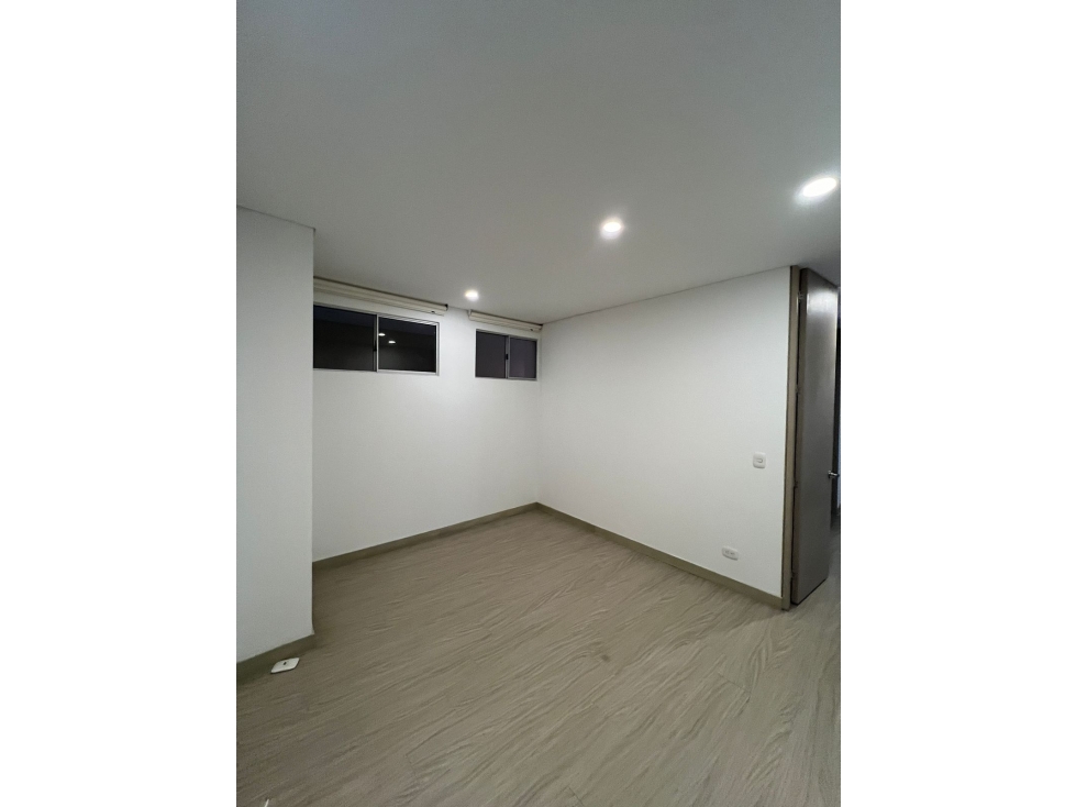 SE ARRIENDA APARTAMENTO EN PORTAL DE GENOVES — foto 5