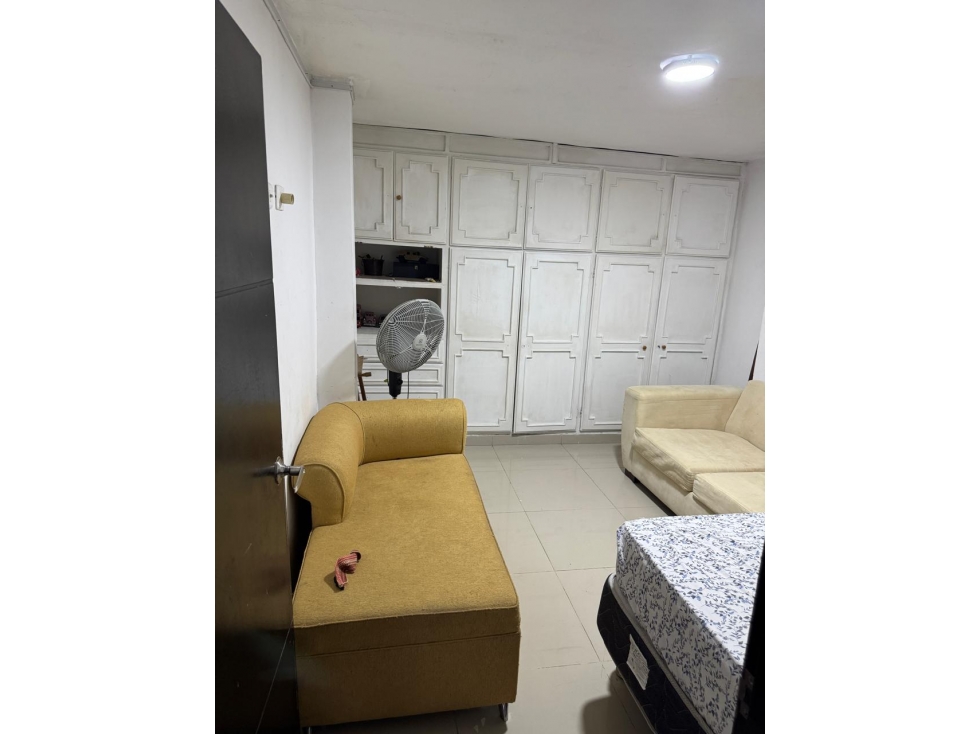 SE ARRIENDA CASA COMERCIAL EN EL BARRIO BETANIA — foto 6