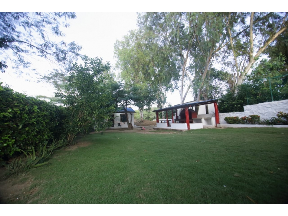EN VENTA - HERMOSA CASA CAMPESTRE EN PLAYA MENDOZA - 1