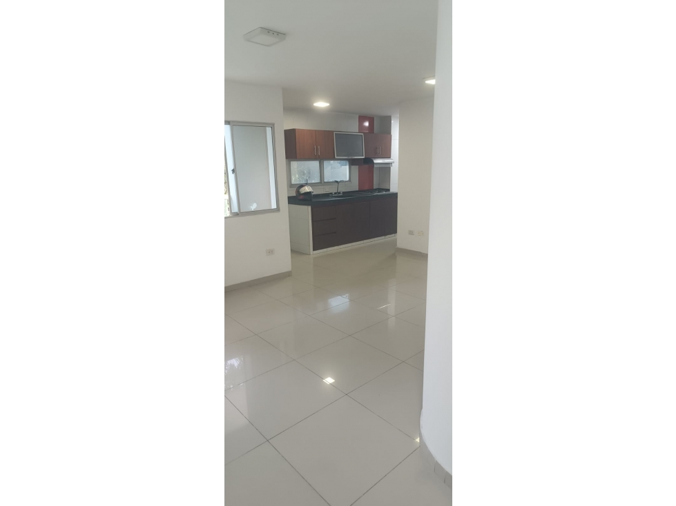 SE ARRIENDA HERMOSOS APARTAMENTO EN BARRIO RECREO