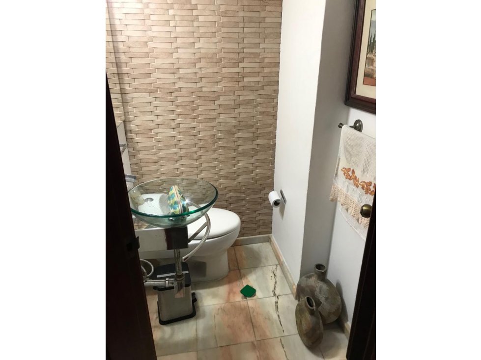 EN VENTA AMPLIO APTO EN ALTO PRADO — foto 4
