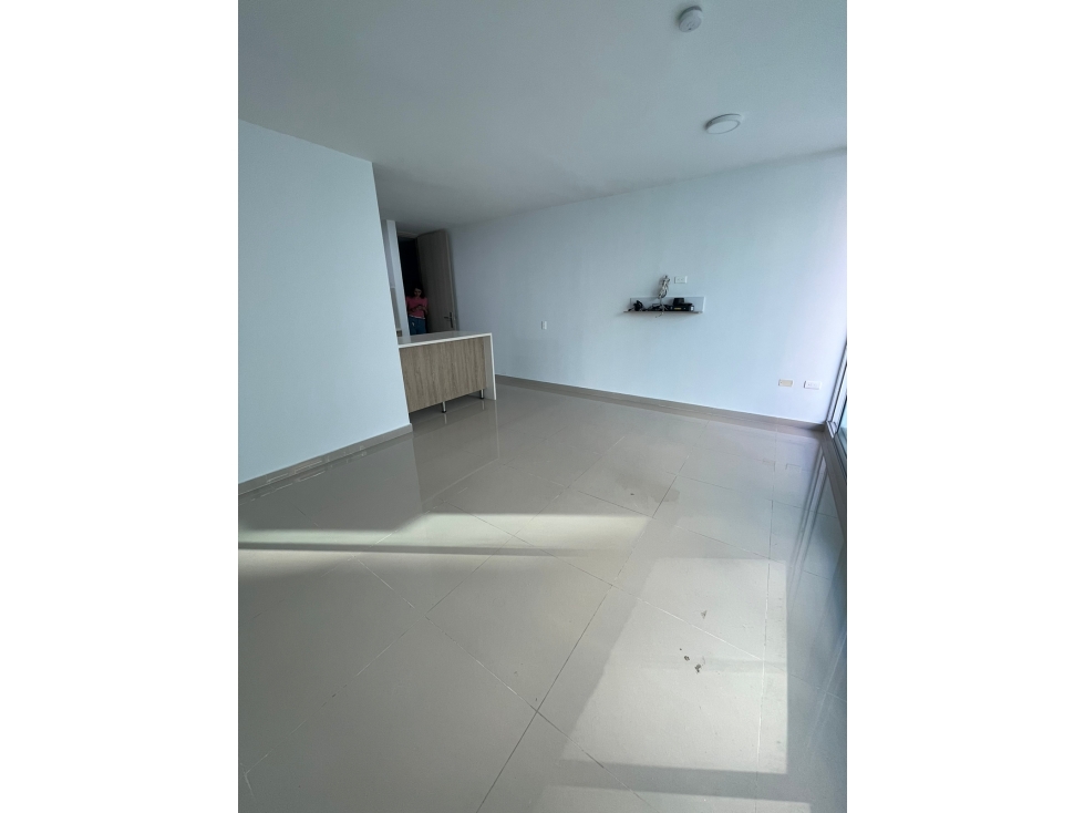SE VENDE ELEGANTE APARTAMENTO EN MIRAMAR — foto 3