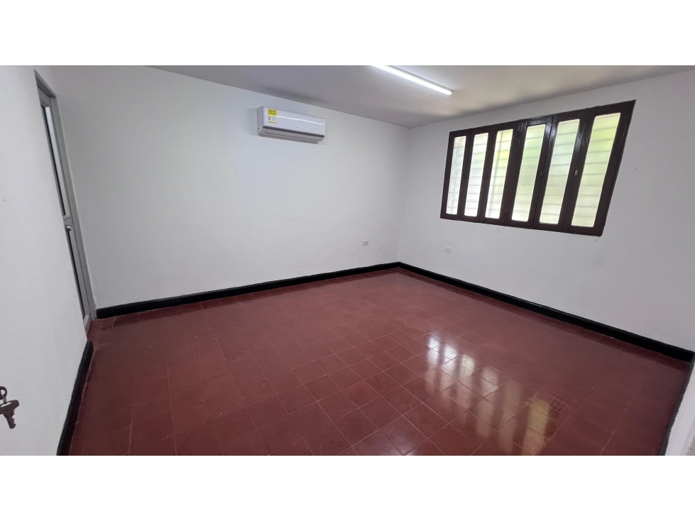 SE ARRIENDA CASA COMERCIAL EN EL PRADO — foto 3