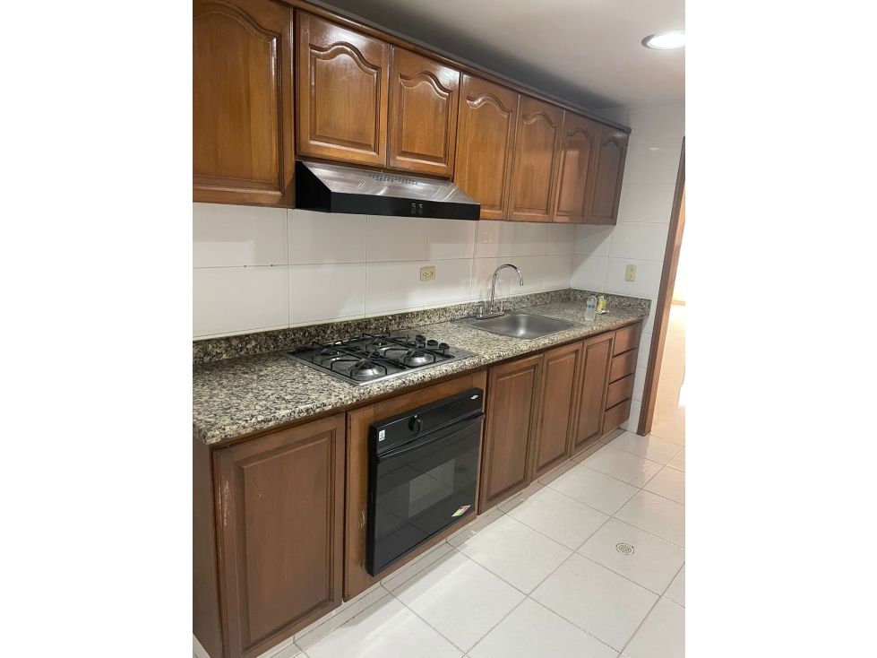 SE ARRIENDA EXCELENTE UBICACION ESTRATO 4 — foto 6