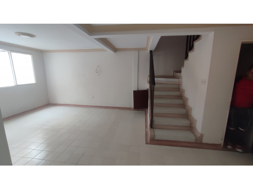 VENDE CASA — foto 3