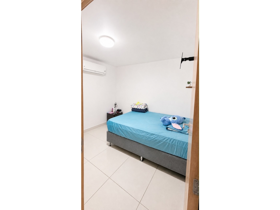 ALQUILER DE APARTAMENTO PH TORRES DE CASTILLA — foto 4